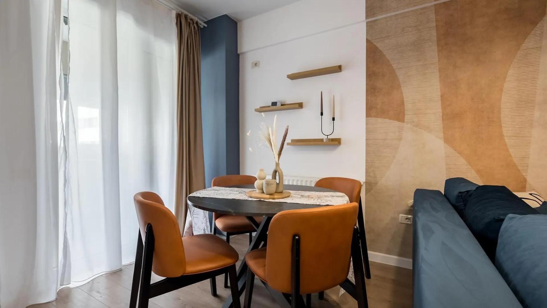 Central Spacious Apartment 809 Boekarest